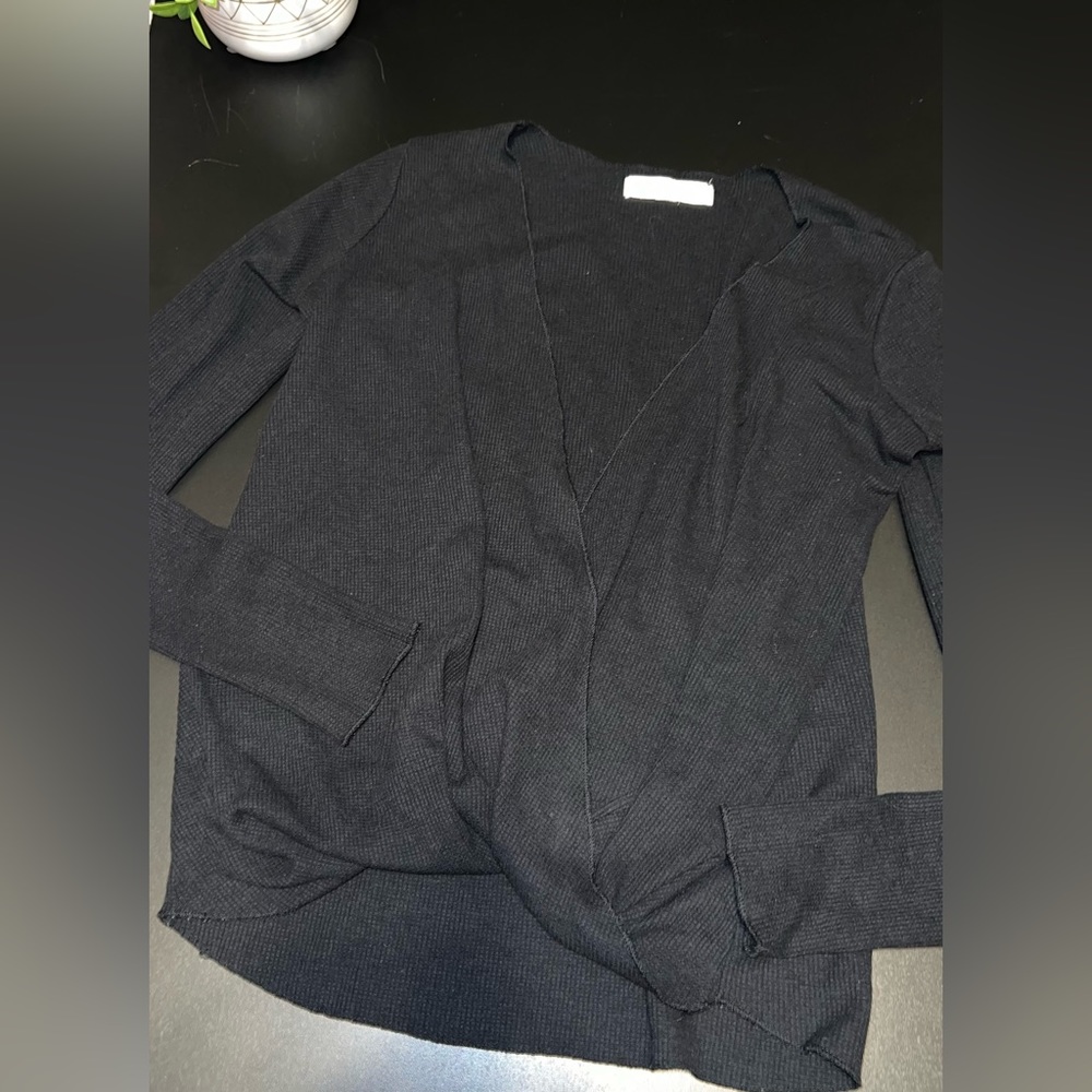 Urban Outfitters Project Social T Waffle Knit Twist Front Top Size Small GUC